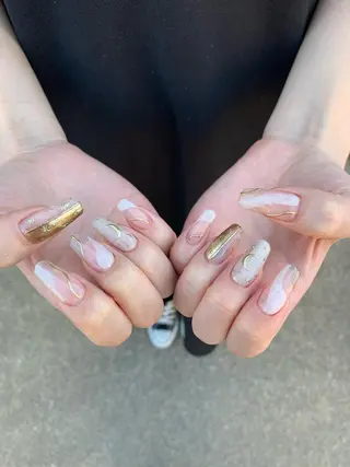 ネイル 大崎 奈々のネイルデザイン