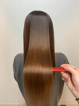 ロング A'SHE横浜所属・髪質改善特化🔥縮毛 、美髪形成のプロ✂️のヘアスタイル
