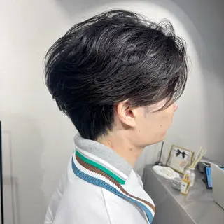 メンズ 表参道フェザーパーマ ニュアンスパーマのヘアスタイル