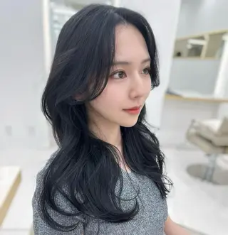 ロング 似合わせ/レイヤー /顔まわり/池田歩樹のヘアスタイル