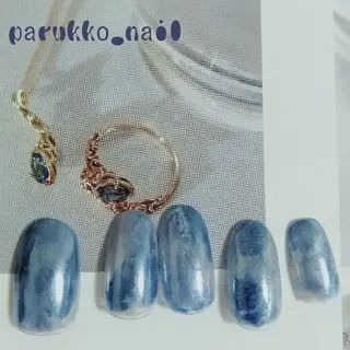 ネイル 爪工房ぱるっこ所属・川岡 香を里のネイルデザイン