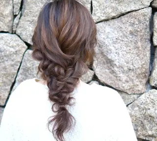 ロング kawakita yoshinoriのヘアスタイル