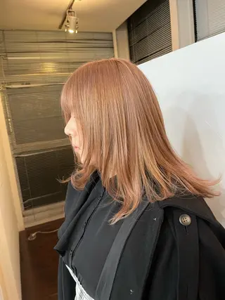 カラー ボブ/レイヤー /河内温太のヘアスタイル