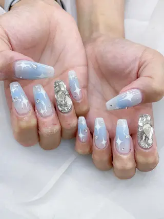 ネイル 五十嵐 美智のネイルデザイン