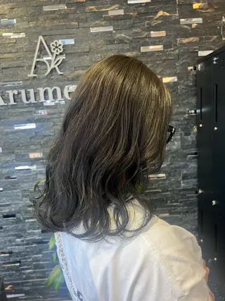 ミディアム カラー 🥀韓国ヘア🥀 宮津真菜のヘアスタイル