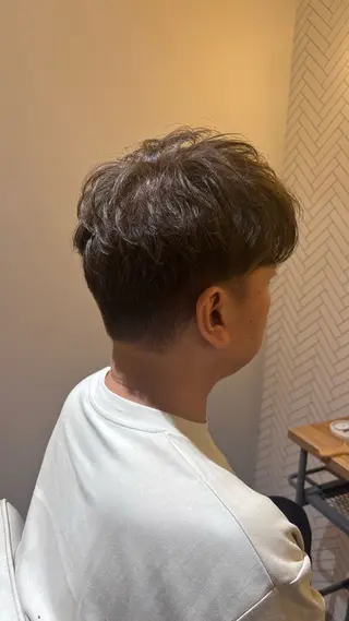 メンズ moon所属・平出 千尋のヘアスタイル