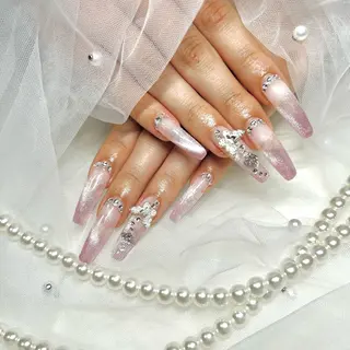 ネイル 【Laule‘a 】のネイルデザイン