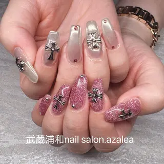 ネイル R inのネイルデザイン