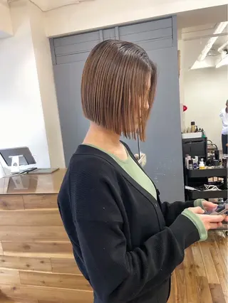 ミディアム siro所属・siro meru 透明感カラーのヘアスタイル