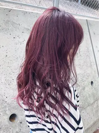 ロング カラー 坂井 水菜美のヘアスタイル