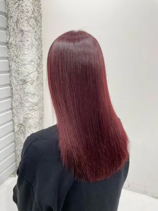 ロング カラー TAKUMI .のヘアスタイル