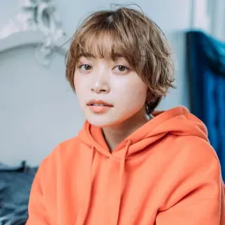 ショート カラー ハイトーン/ボブ/ ハイライト🌱ᩚ涼介のヘアスタイル