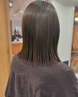 ミディアム TOYOSHIMA SHUGOのヘアスタイル