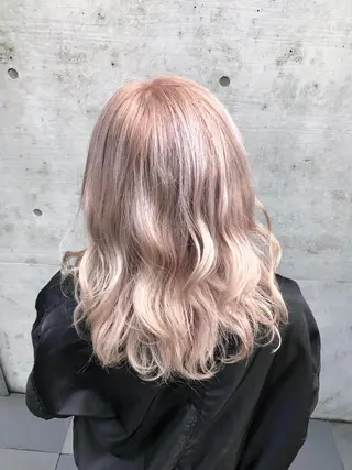セミロング カラー ヘアアレンジ a-o横浜所属・色落ちまでキレイに！ ！女性サロンのヘアスタイル