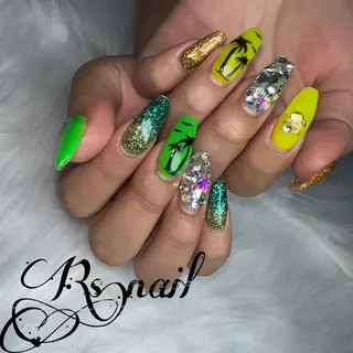 ネイル 加藤 麗華のネイルデザイン