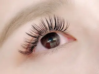 マツエク・マツパ Mercury Curl中村織恵のマツエク・マツパデザイン