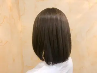 ショート カラー 暗髪ツヤ感カラー🌼 いしいゆうこのヘアスタイル