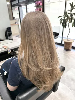 ロング カラー 【neo.】 Mahoのヘアスタイル