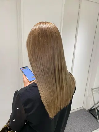 ロング kumon ayu ブリーチ/ハイトーンのヘアスタイル