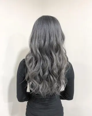 ロング ヤマグチ ヒカルのヘアスタイル