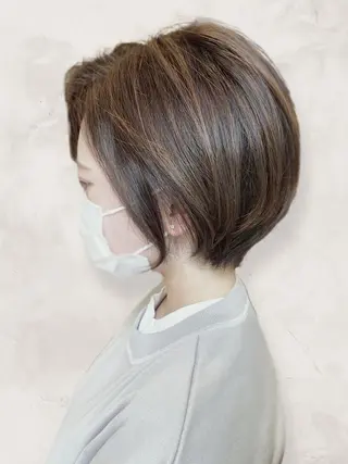 カラー ロング 永岡 はるのヘアスタイル