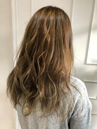 セミロング カラー 【ショート特化】 森本　祐太のヘアスタイル