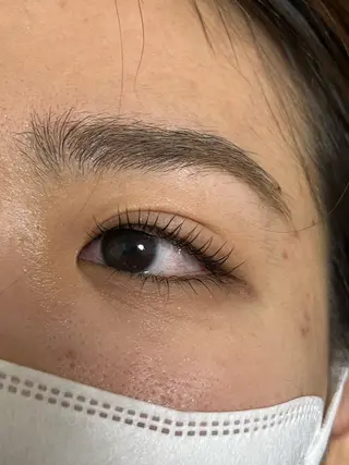 マツエク・マツパ 林 はなの眉毛・アイブロウイメージ