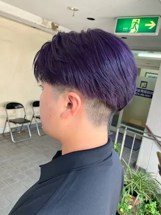 ショート カラー メンズ ゴーランスヴィ所属・小島 よしおのヘアスタイル