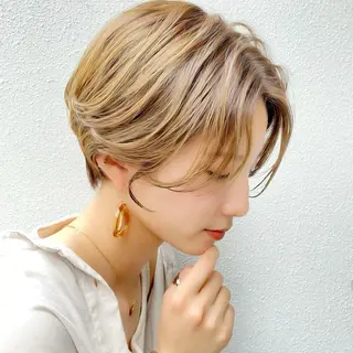 ショート カラー lab.by ioe中崎店所属・中北篤志 ショートボブのヘアスタイル