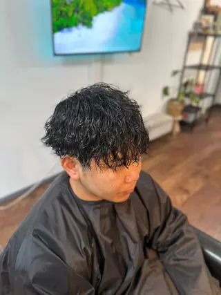 ミディアム パーマ Lizir ルズィール所属・Luzir⭐︎ GEN⭐︎のヘアスタイル