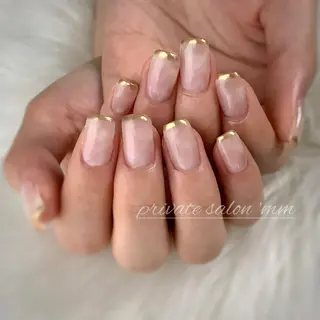 ネイル 'mm所属・'mm  (ミリ) ＭＡＮＡＭＩのネイルデザイン