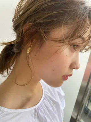 ミディアム カラー ヘアアレンジ 🥣 hashi 🛋️のヘアスタイル