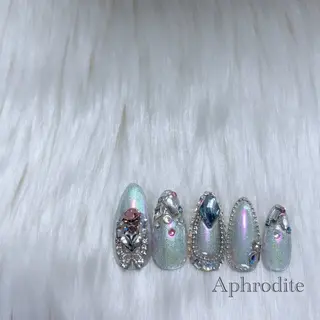 ネイル Aphrodite パラジェル認定サロンのネイルデザイン