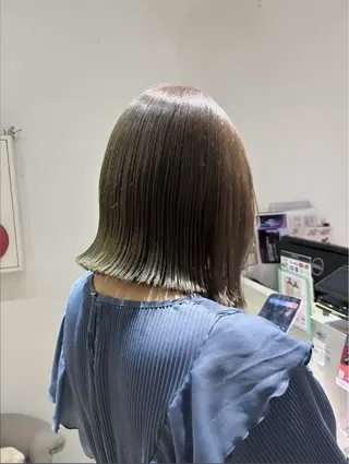 ショート カラー ヘアアレンジ 吉水 彩乃 /ボブ/透明感カラーのヘアスタイル