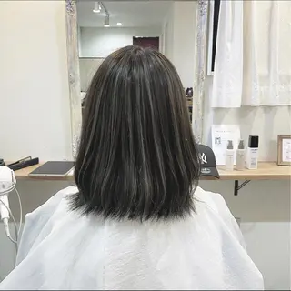 ミディアム 切りっぱなしボブ 👩🏼ミニボブのヘアスタイル