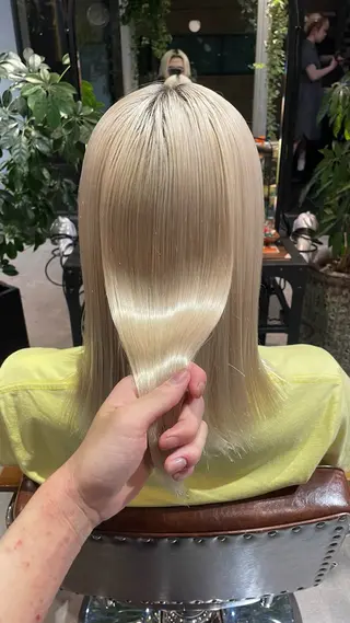 セミロング カラー Dot+LIM所属・表参道/ケアブリーチ No.1🌟ひかるのヘアスタイル