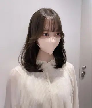 セミロング 銀座／レイヤーカット 🤍内野すみれのヘアスタイル