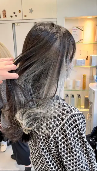ロング 縮毛矯正/髪質改善/ 斉藤春のヘアスタイル