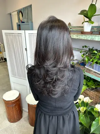 ロング Yoshida Yukoのヘアスタイル