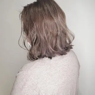 ミディアム カラー レイヤーカット/ ウルフカット/大橋 のヘアスタイル