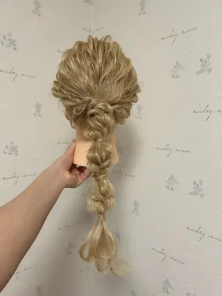 ヘアアレンジ Mei /オリーブ カラー/アレンジのヘアスタイル