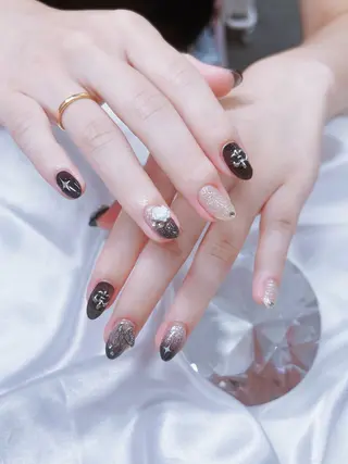 ネイル GO TODAY 横浜Solace店所属・Azuki Nail🎀のネイルデザイン