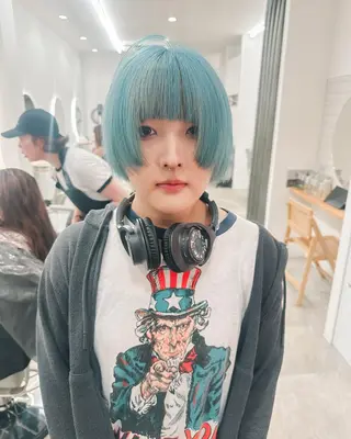 ミディアム カラー SHIRAF ダイのヘアスタイル