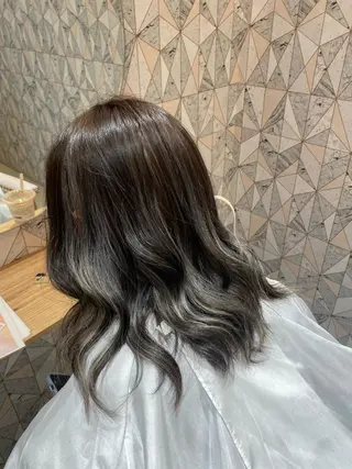 ミディアム カラー 🦄Rena 🦄のヘアスタイル