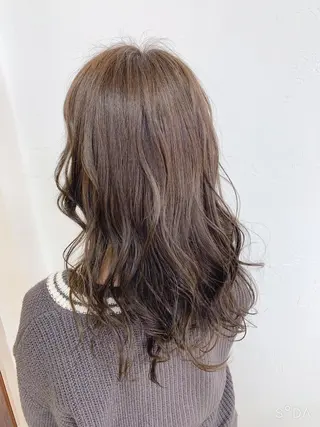 ロング 加藤 菜々香のヘアスタイル