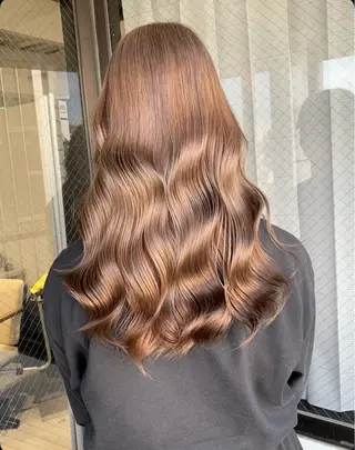 ミディアム カラー 岡山 紗里奈のヘアスタイル