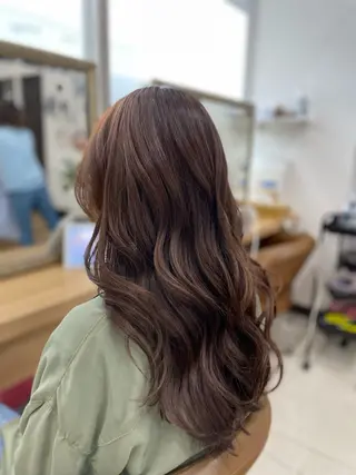 カラー minagawa yumiのヘアスタイル