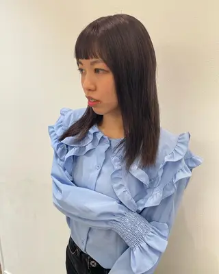 カラー 栗林 茉那のヘアスタイル