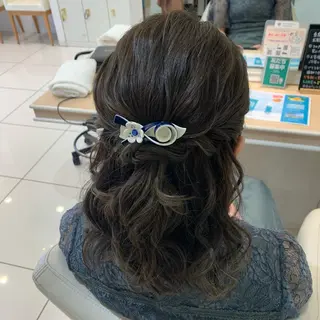 セミロング ヘアアレンジ 宮永 璃沙のヘアスタイル