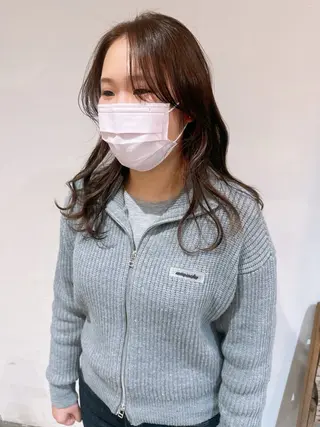 ロング pole pole所属・坂本 美佳のヘアスタイル